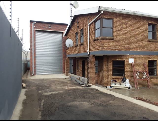 462M² WAREHOUSE TO LET IN MKONDENI